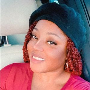 Meet your Posher, Gillian